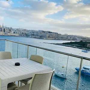 https://apt-seaview-seafront-apt-9-49-tigne-point-mansions.hotelssaintjulians.com