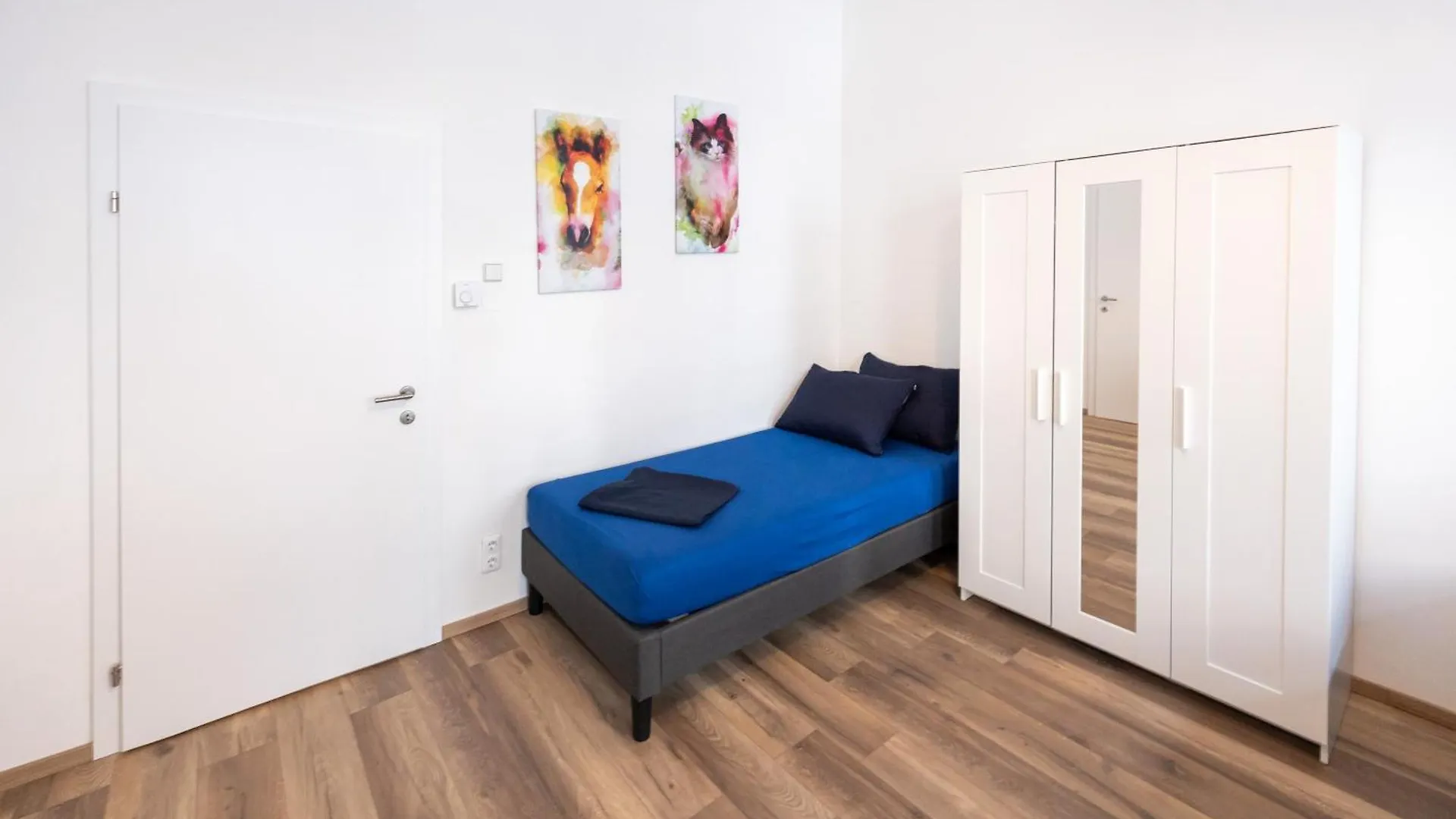 Radiant Premium Apartments - Fuenfhaus Vienna 0*,  Austria