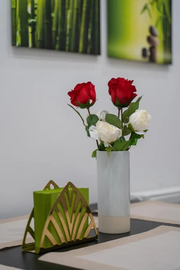 Radiant Premium Apartments - Fuenfhaus Vienna 0*,