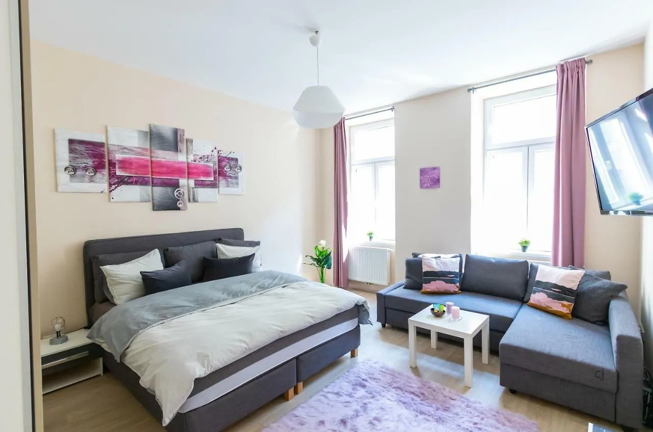 Radiant Premium Apartments - Fuenfhaus Vienna